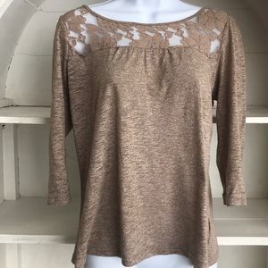 3/4 sleeve romy top with lace accent